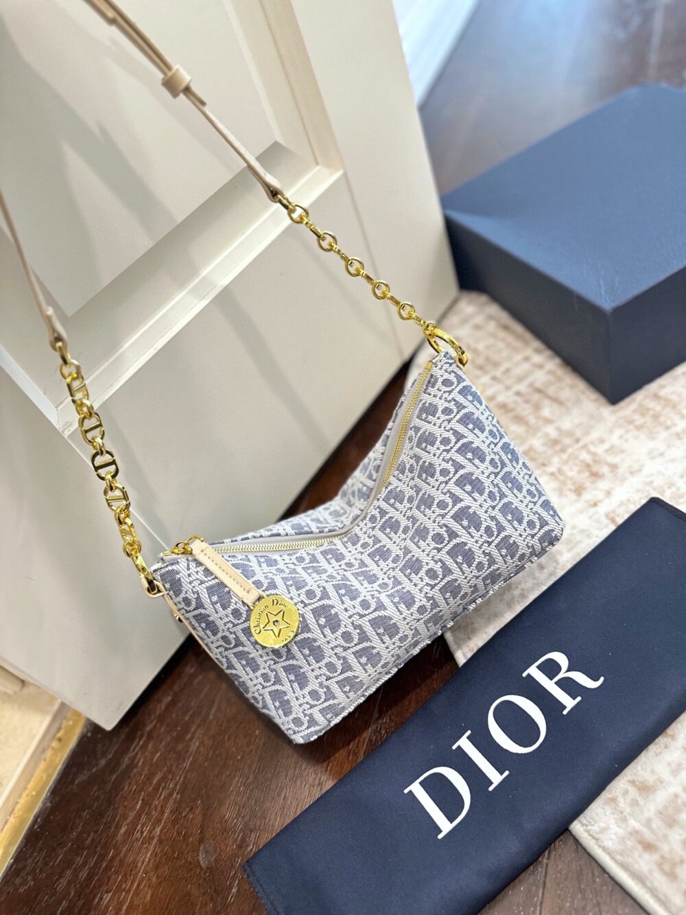 ディオール(Dior) CD 新作 バッグ 23cm
