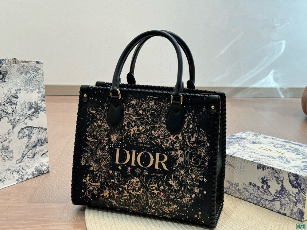 ディオール(Dior) バッグ 32X28cm