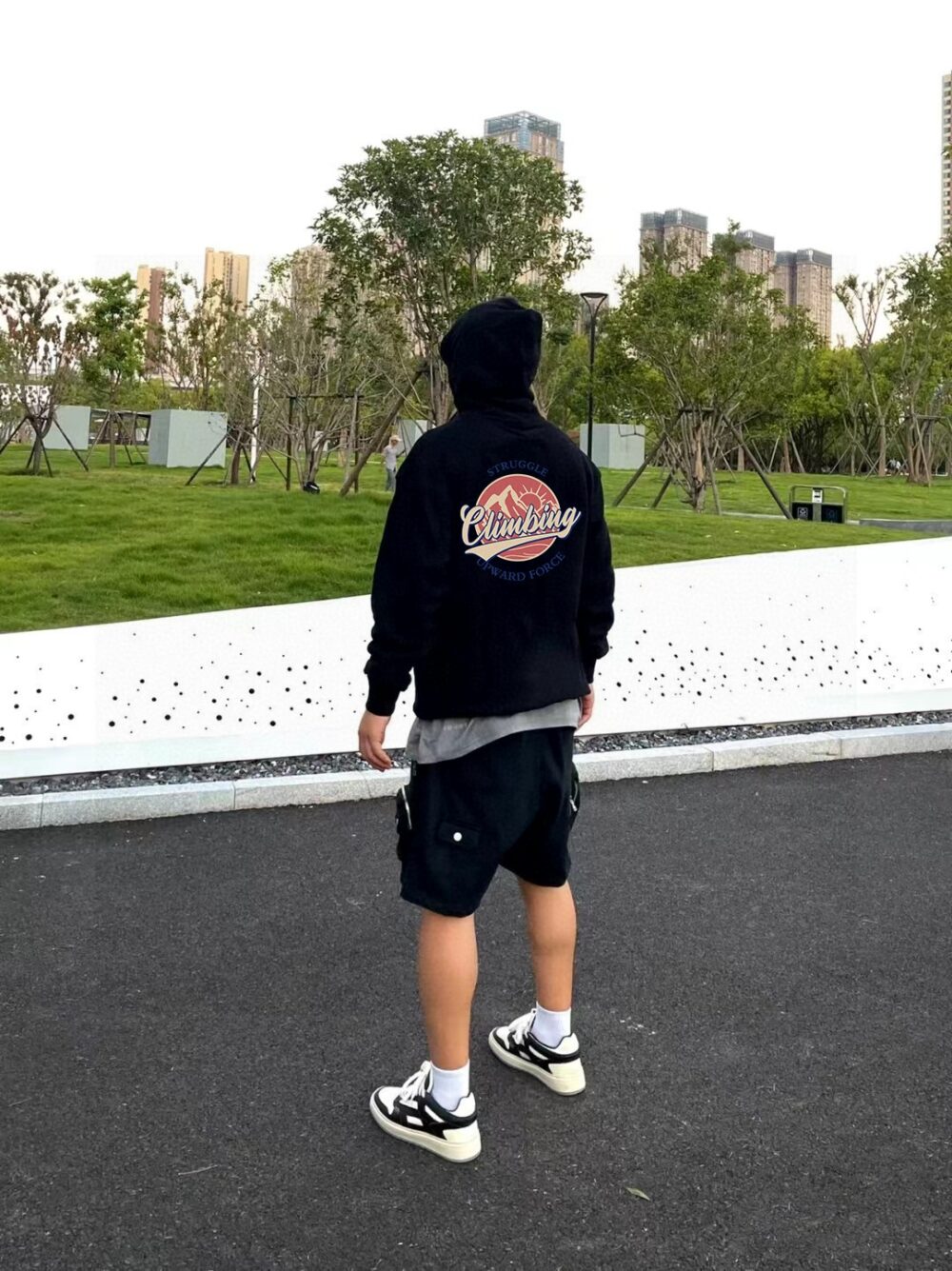 ノース フェイス(The North Face) パーカー グレー 男女兼用